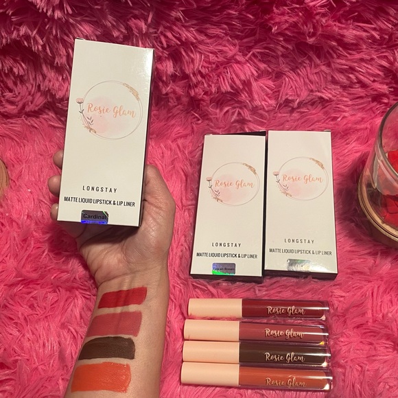 Cardinal matte lipstick kit - Picture 2 of 2